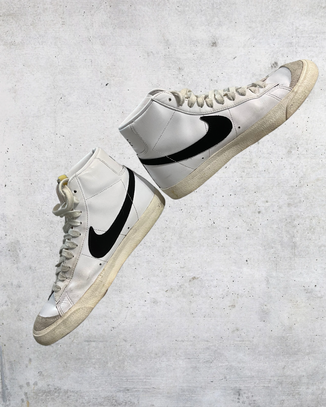 Nike Blazer Mid ‘77 Sneakers - Size 9.5