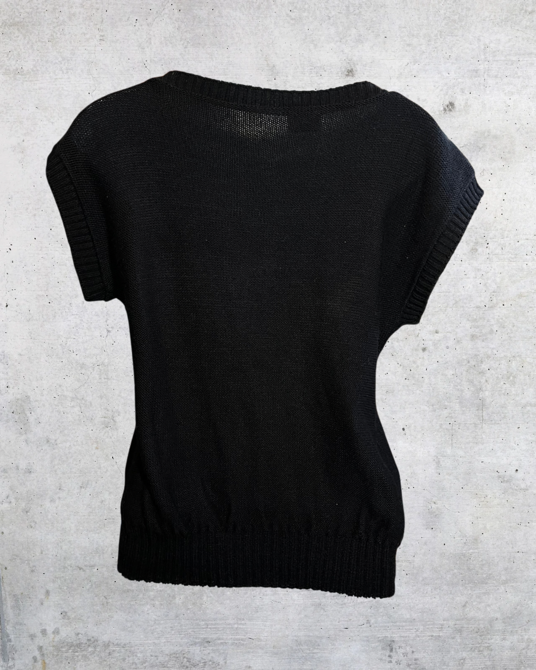 Blackout Chic - Small