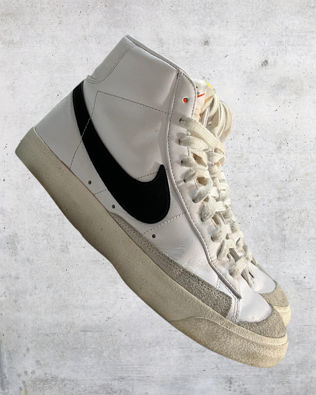 Nike Blazer Mid ‘77 Sneakers - Size 9.5