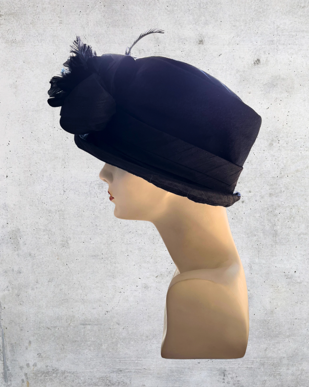 Black Felt Topper with Bow