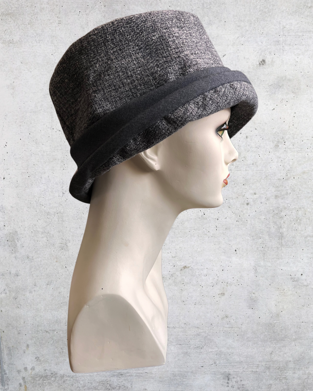 Gray Topper with Red Rose