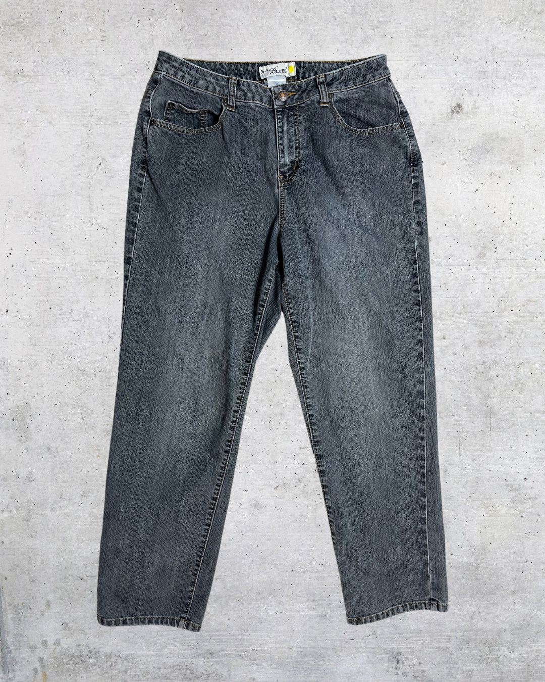 L.A. Blues Classic Mom Jeans - Size 10