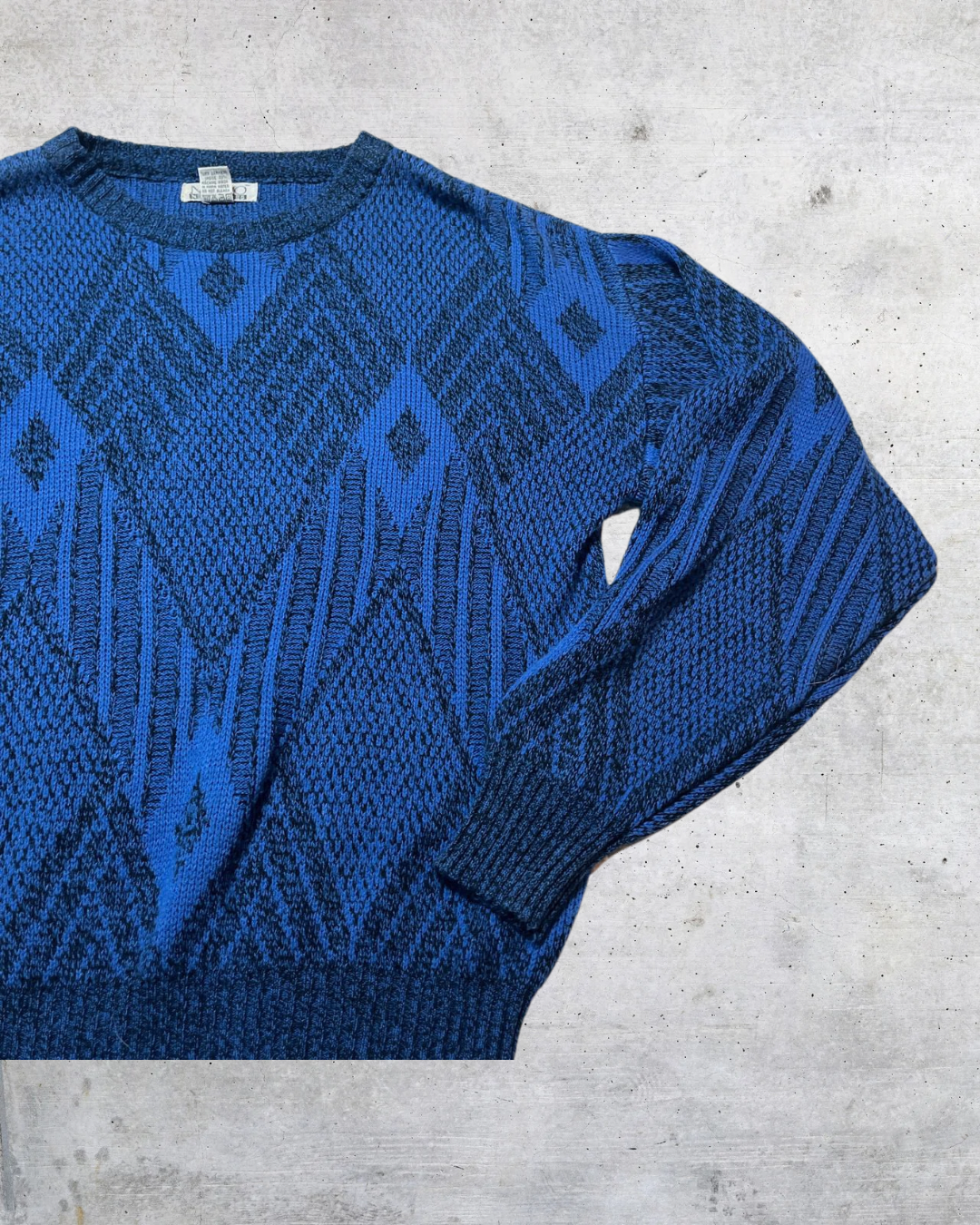 Nuovo New Forces Vintage Sweater - Medium