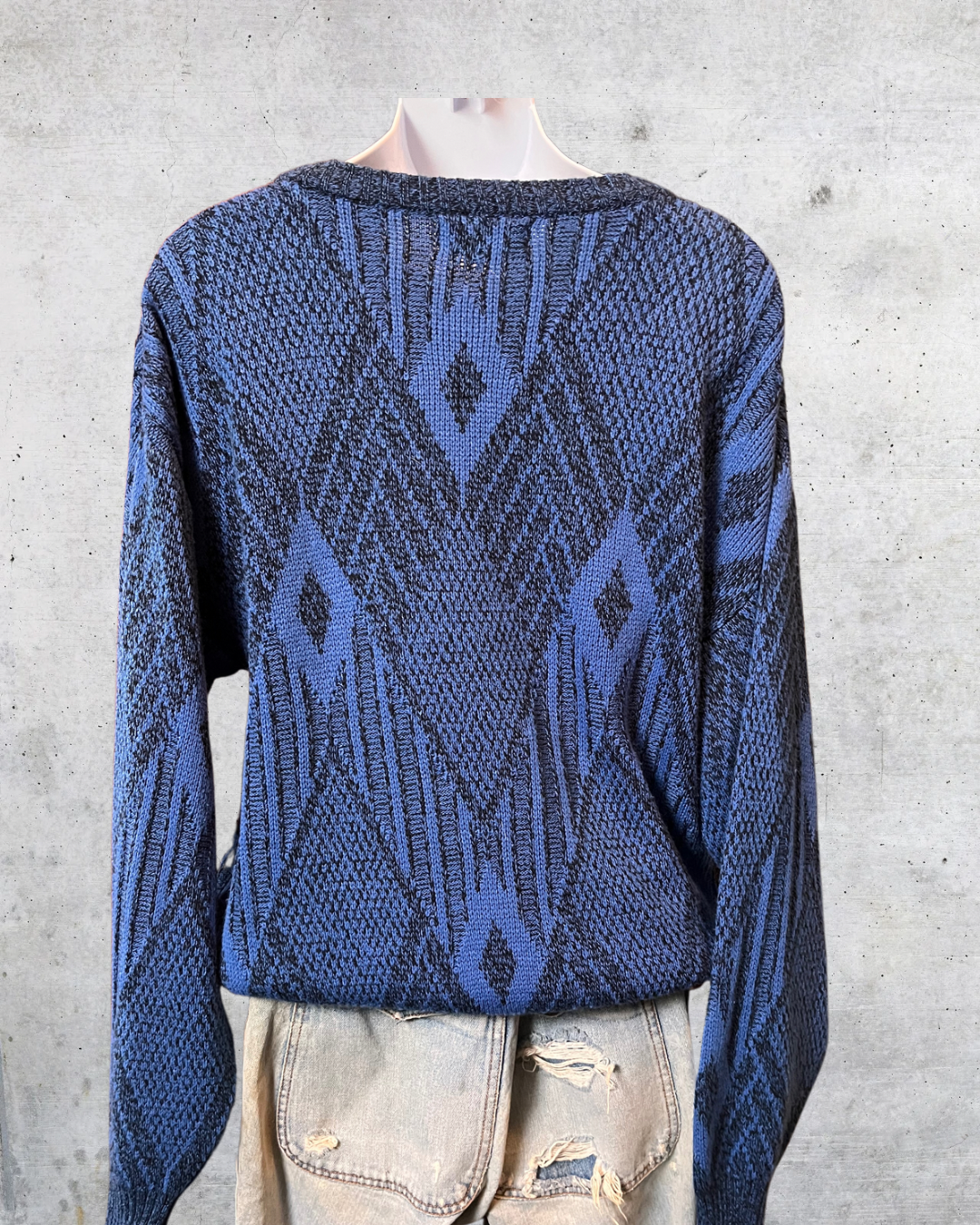 Nuovo New Forces Vintage Sweater - Medium