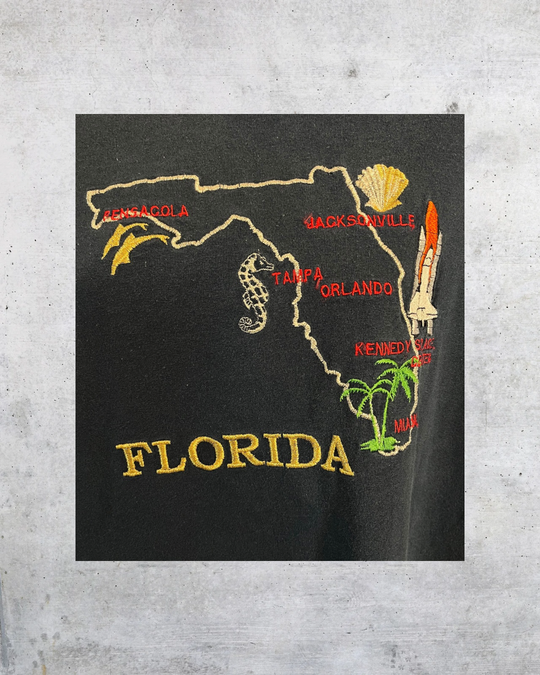 Vintage Florida Embroidered Tourist Tee - Large