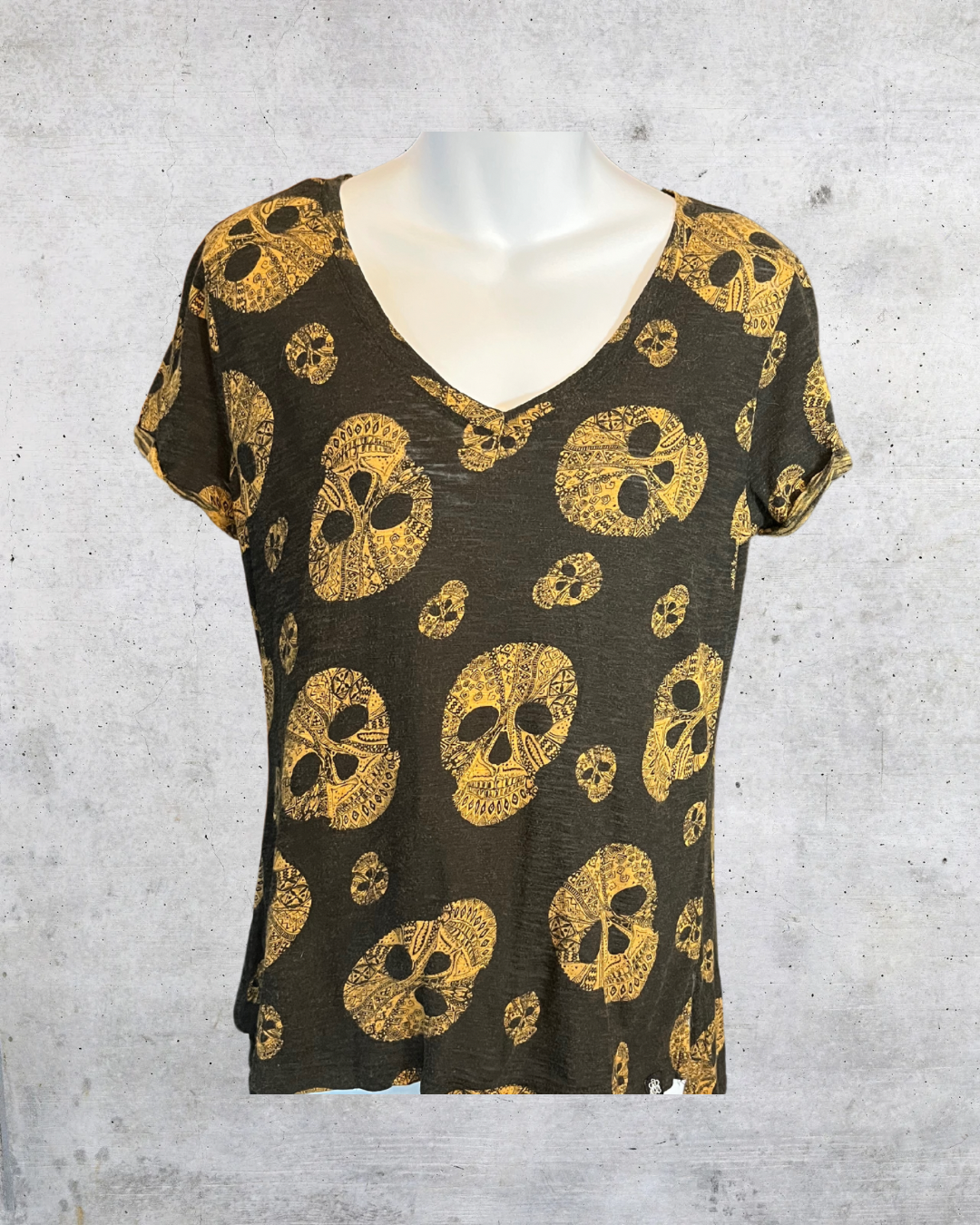 Golden Skulls Tee - Small