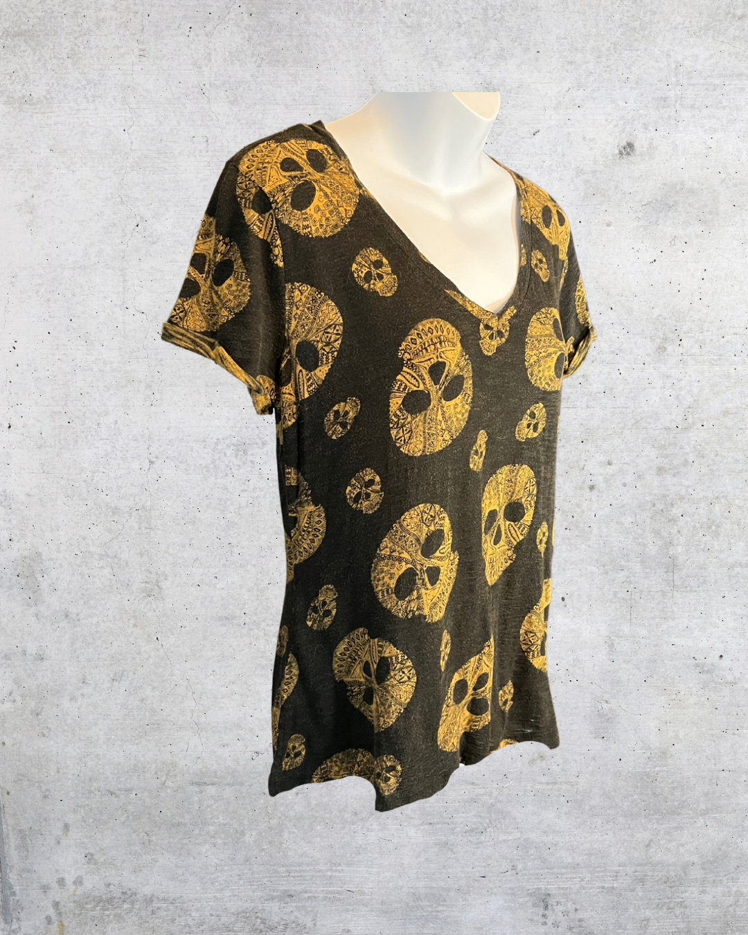 Golden Skulls Tee - Small