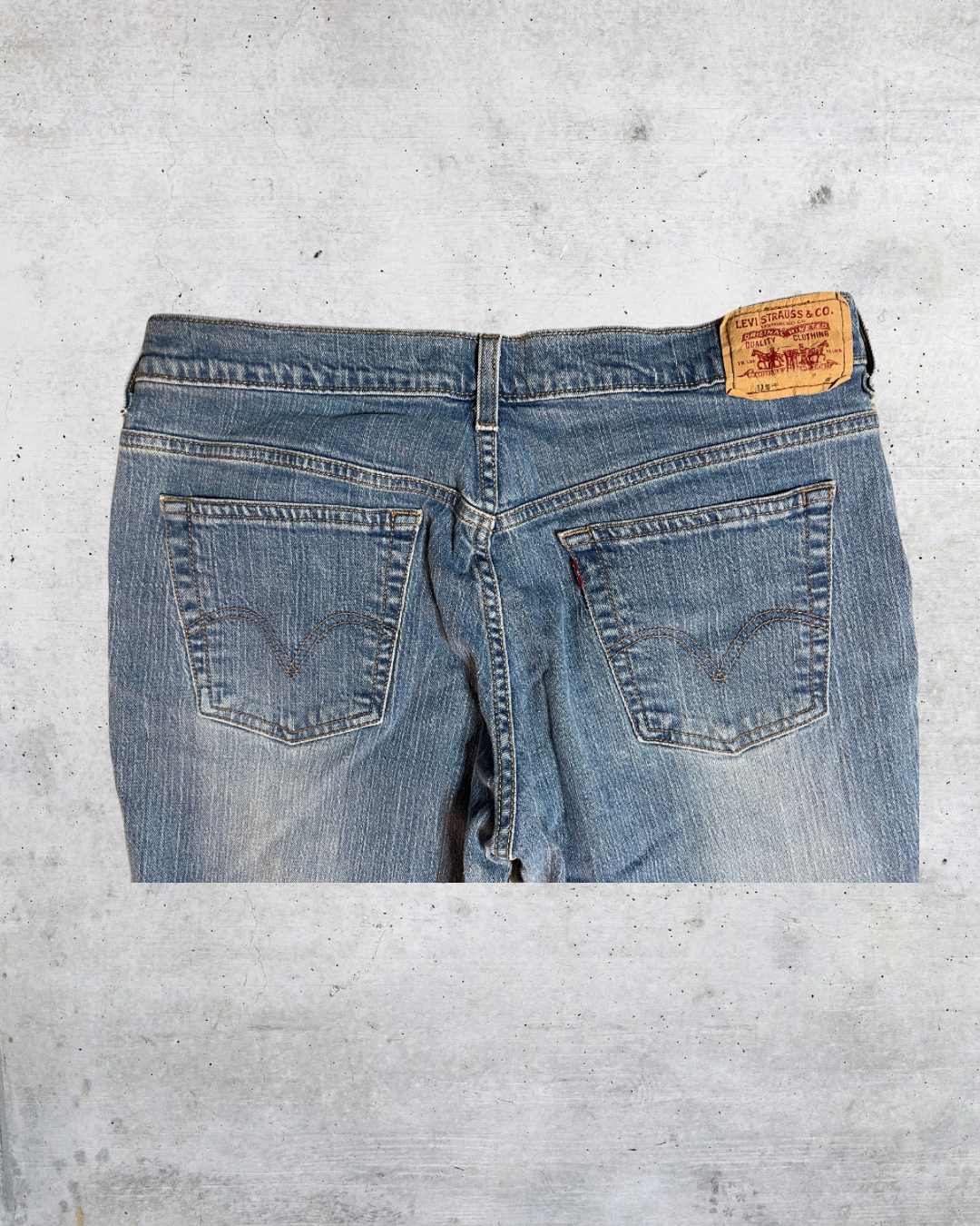 Levi’s Nouveau Bootcut Jeans - Size 12