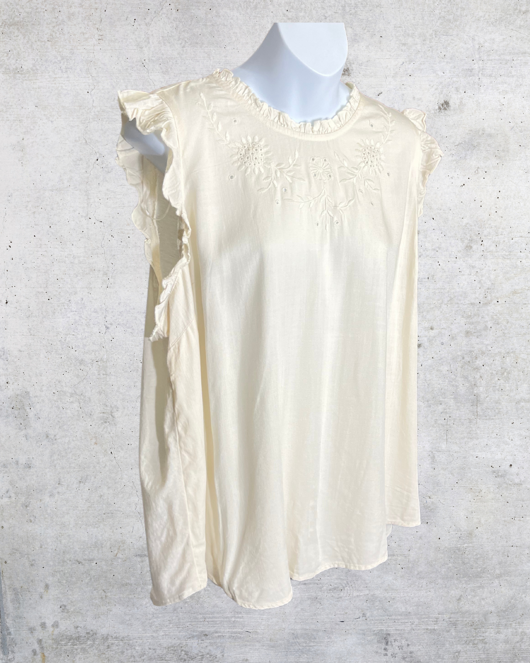 Vanilla Lace Flutter Sleeve Blouse