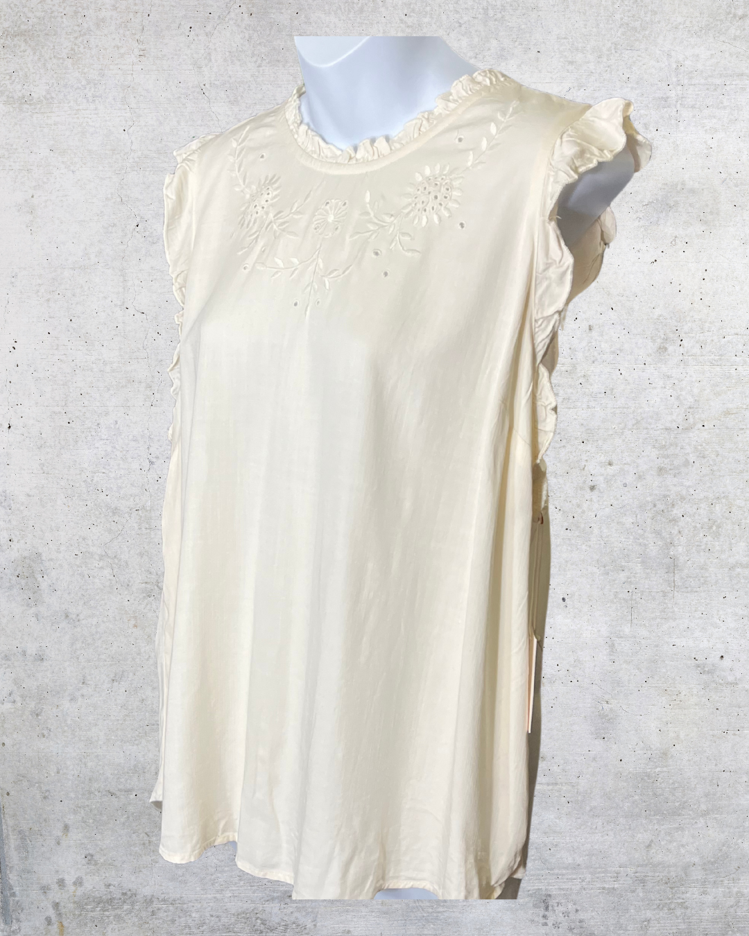 Vanilla Lace Flutter Sleeve Blouse
