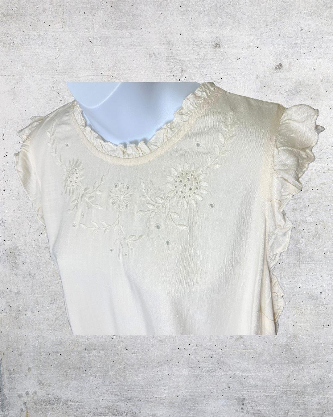 Vanilla Lace Flutter Sleeve Blouse