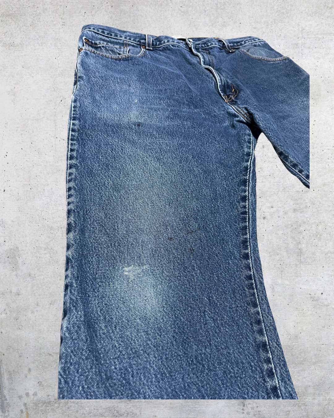 Levi’s 517 Bootcut Jeans – 38x32