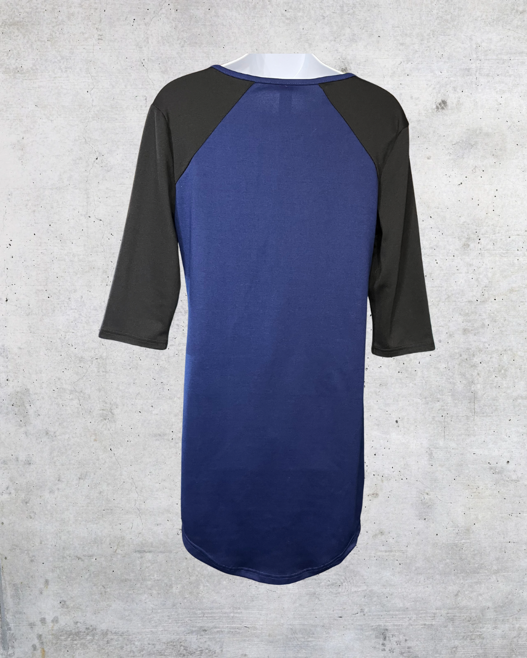 vFish Navy & Black Colorblock Henley Dress – Large