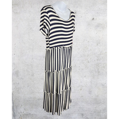 Égy Striped Midi Dress