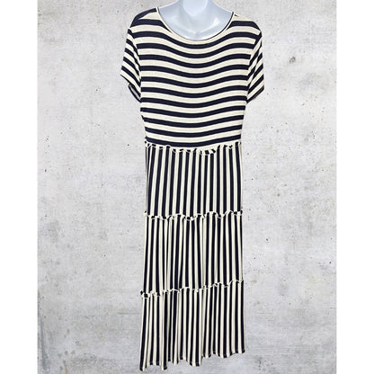 Égy Striped Midi Dress
