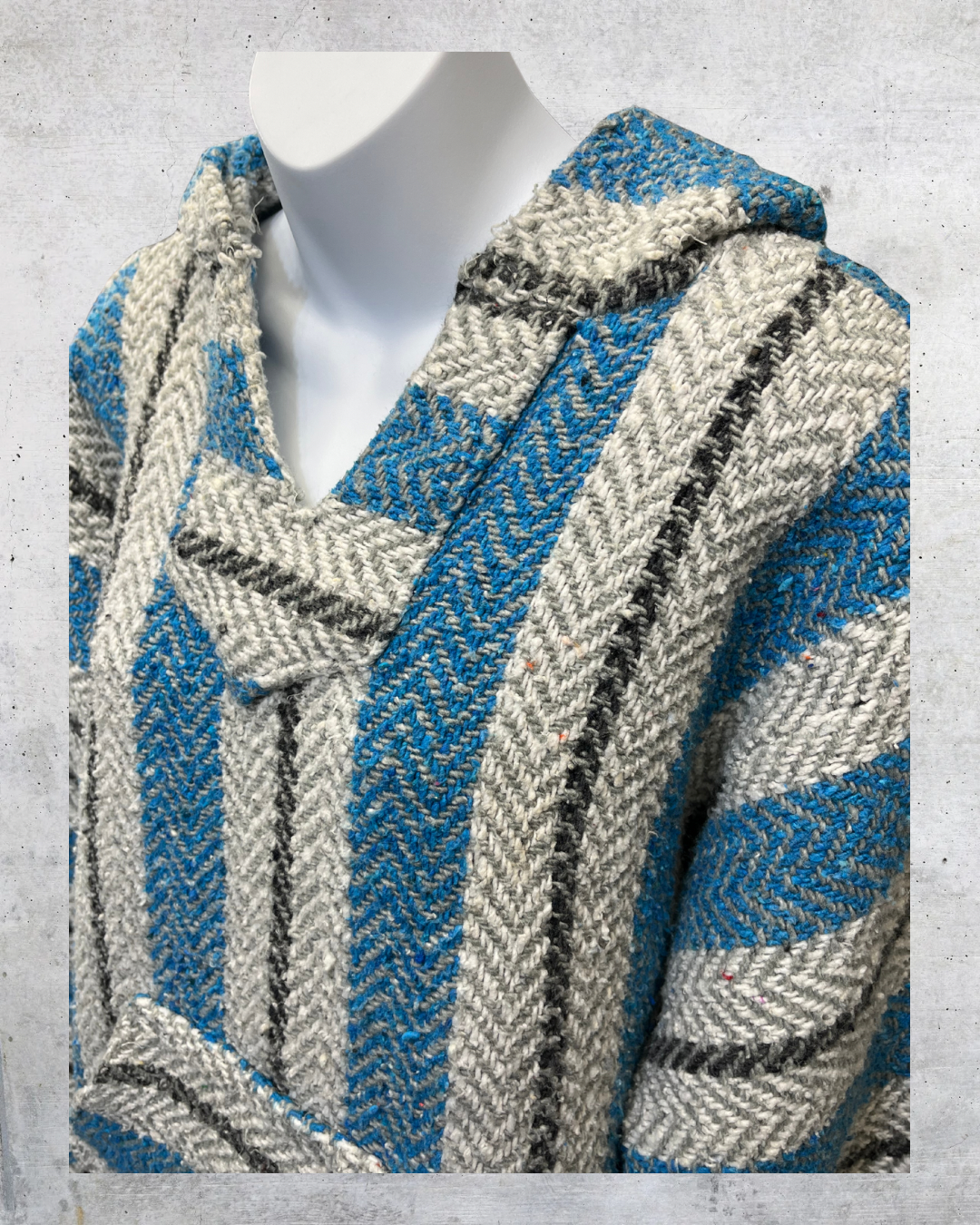 Vintage 90s Baja Joe Blue & Gray Drug Rug Hoodie - Medium