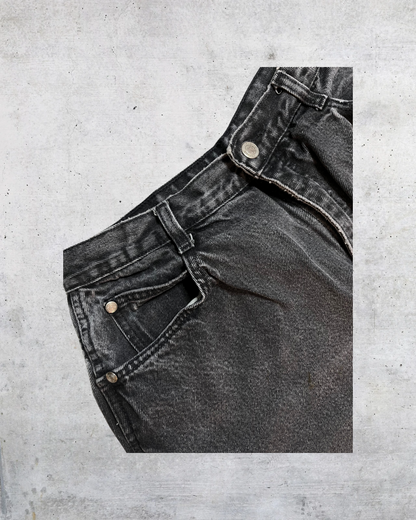 Black Magic Mom Jeans - Size 18