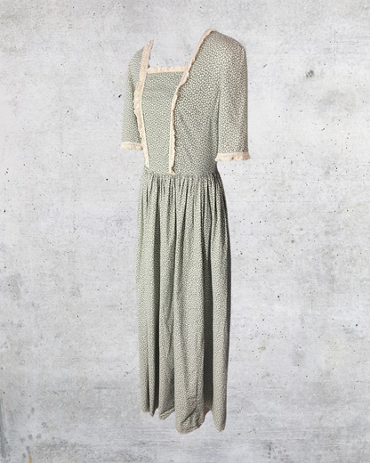 Prairie Daydream Dress - Medium