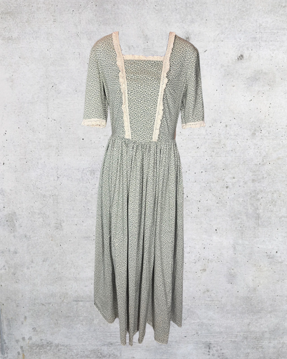 Prairie Daydream Dress - Medium