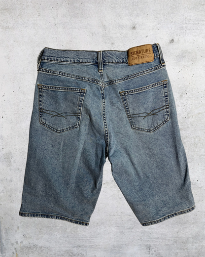 Levi’s Signature Distressed Denim Shorts - Size 28