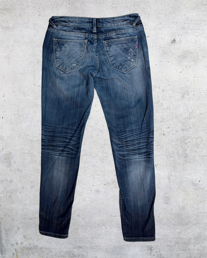 Vigoss “The Boyfriend” Distressed Skinny Jeans - Size 5
