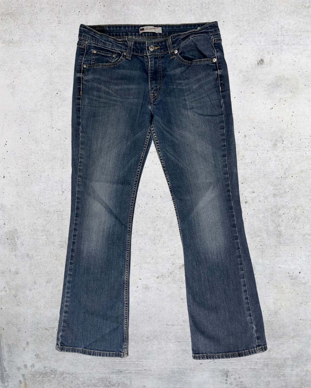 Levi’s Low-Rise Bootcut Jeans Y2K