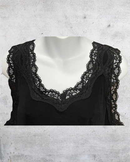 Mirasol Black Lace-Trim Tank