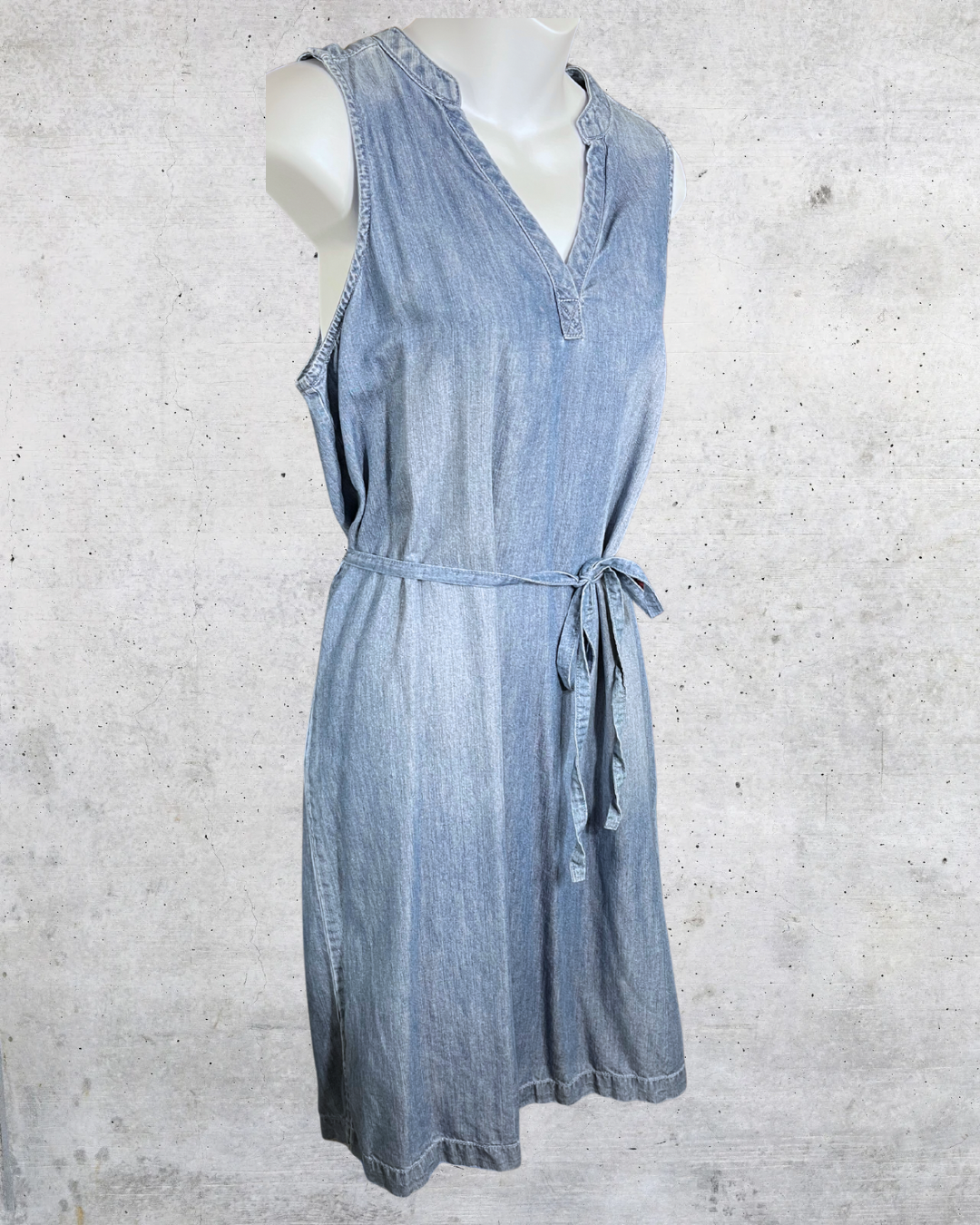 Indigo Ease Chambray Dress