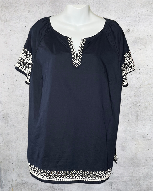 Talbots Embroidered Tunic Top – Navy & White