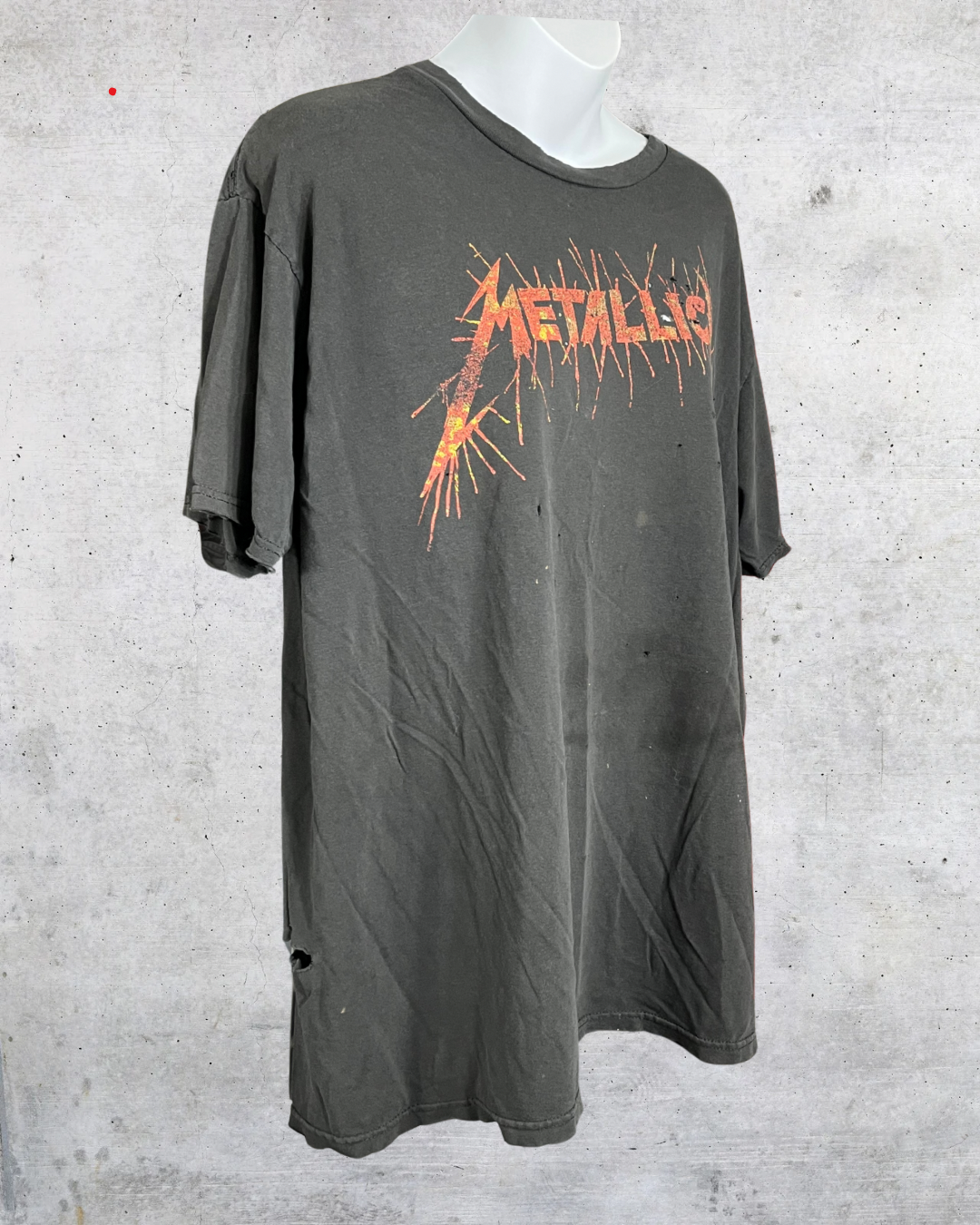 Metallica Distressed Skull Graphic Tee
