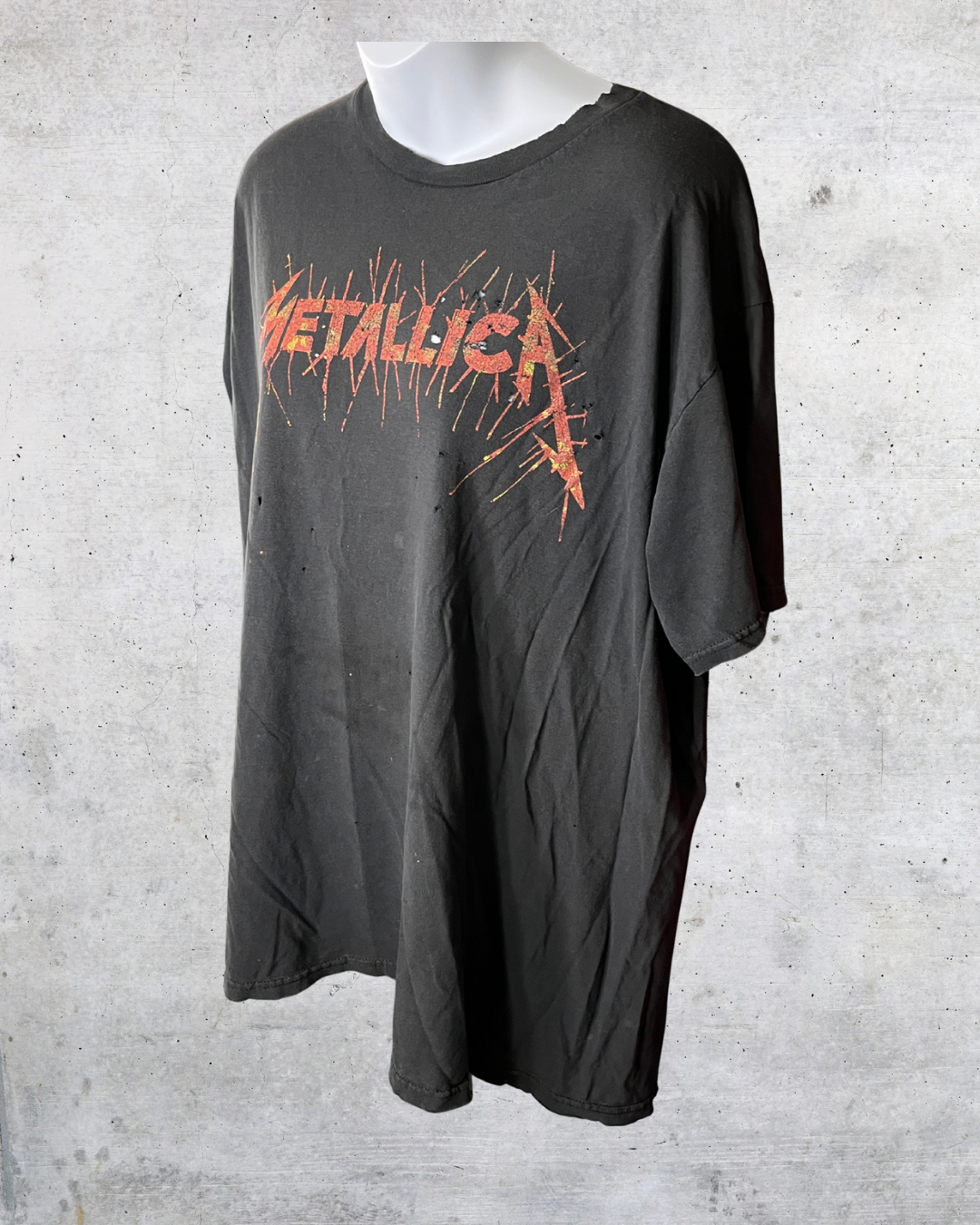 Metallica Distressed Skull Graphic Tee