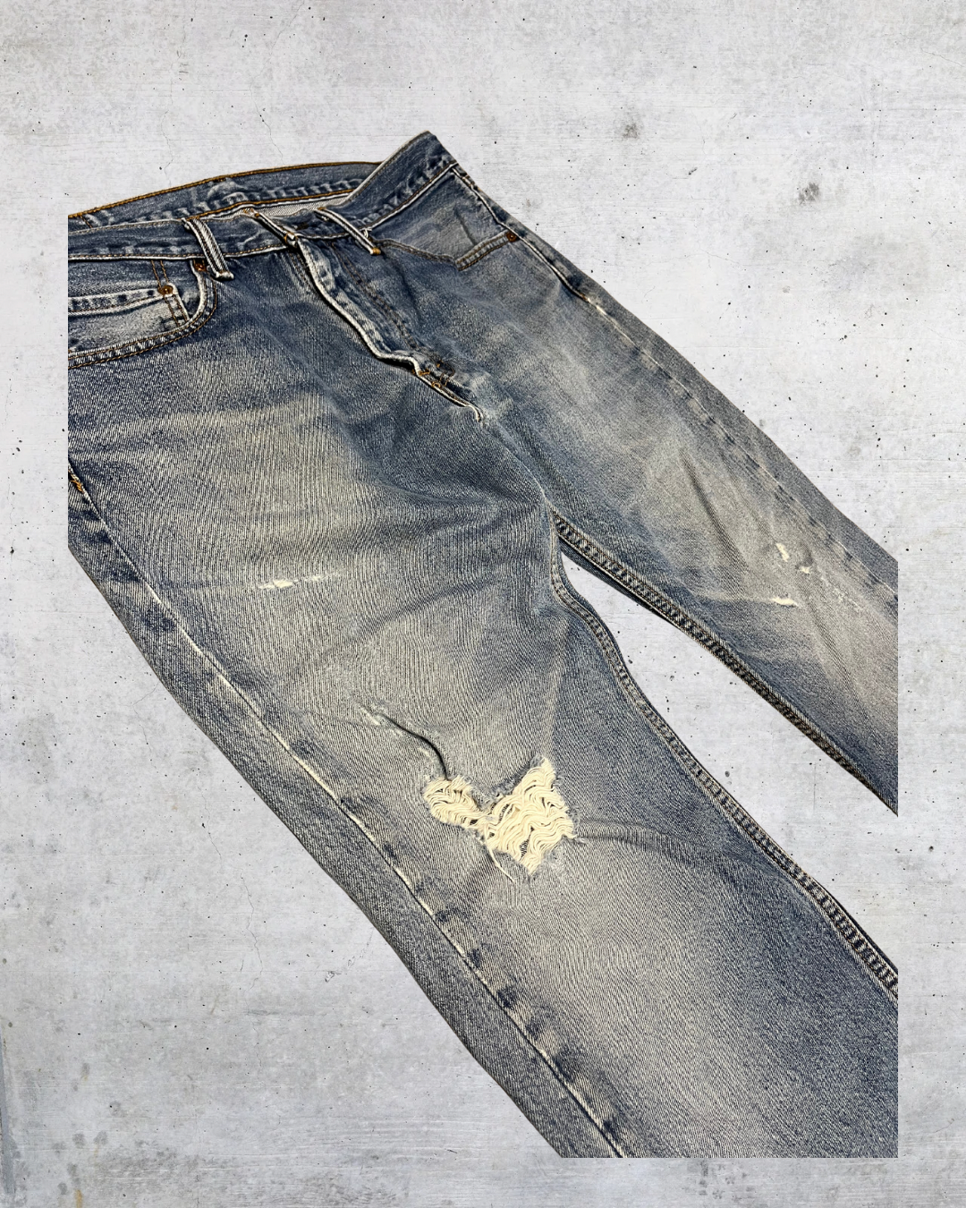 Levi’s 505 Distressed Straight Leg Jeans - 36x30