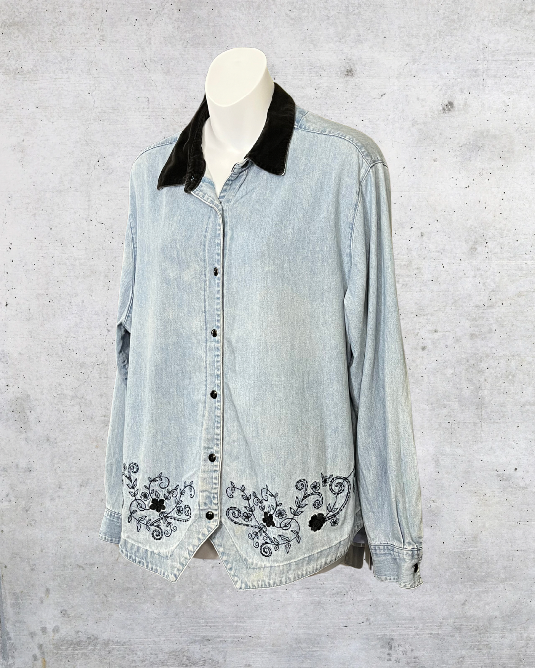 Vintage Bill Blass Embroidered Denim Shirt - 1X