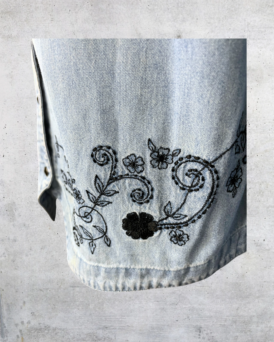 Vintage Bill Blass Embroidered Denim Shirt - 1X