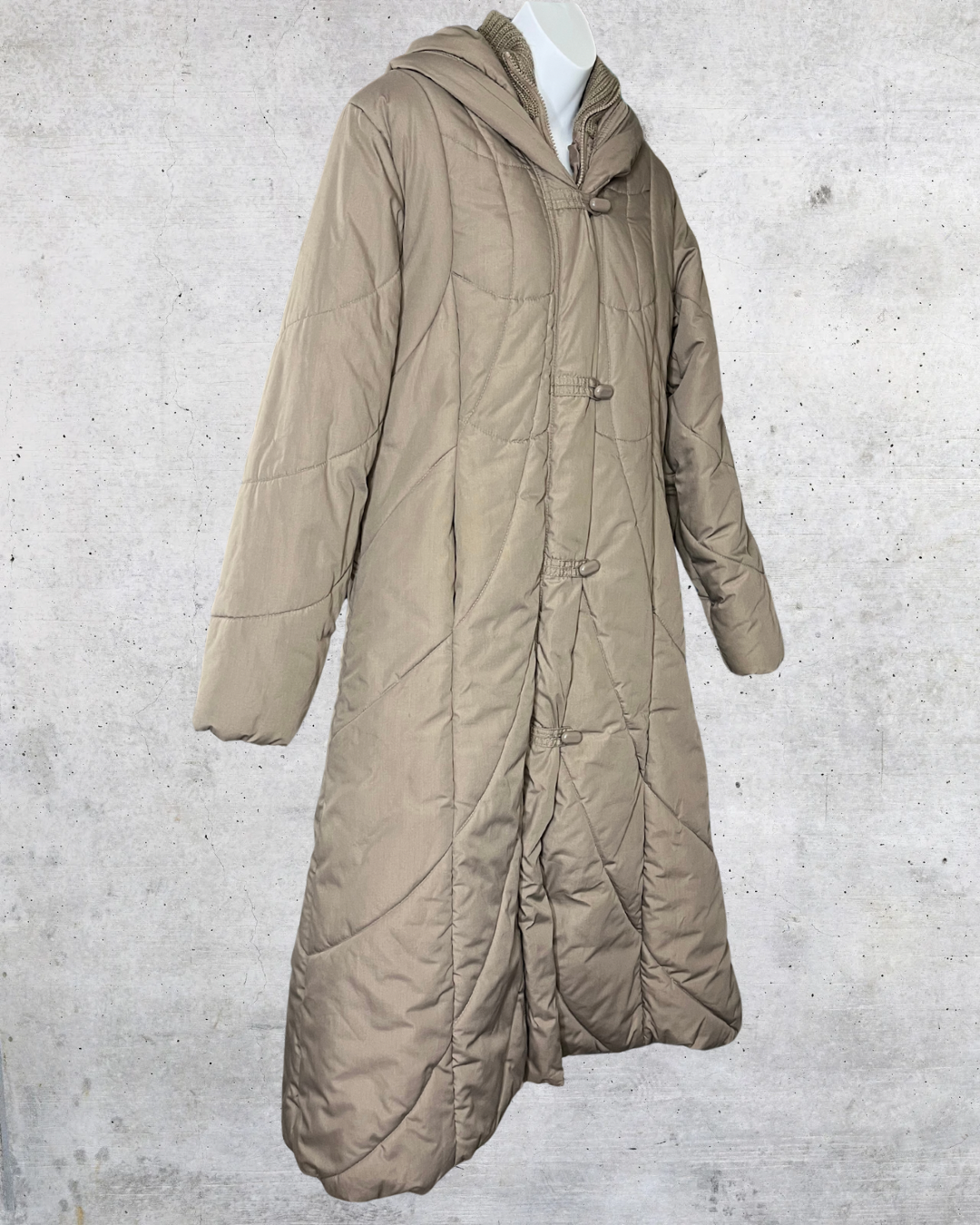 Vintage Saxton Hall Hooded Puffer Coat - Medium