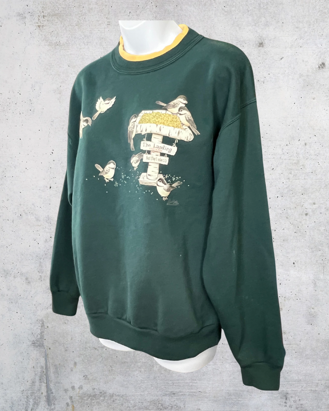 90s Vintage Forest Green Morning Sun Bird Feeder Sweatshirt – Large
