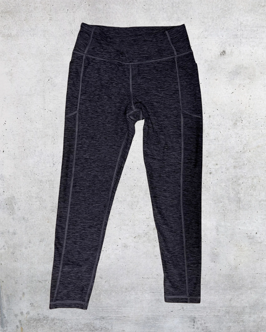 Victoria’s Secret Heathered Cropped Leggings – Medium