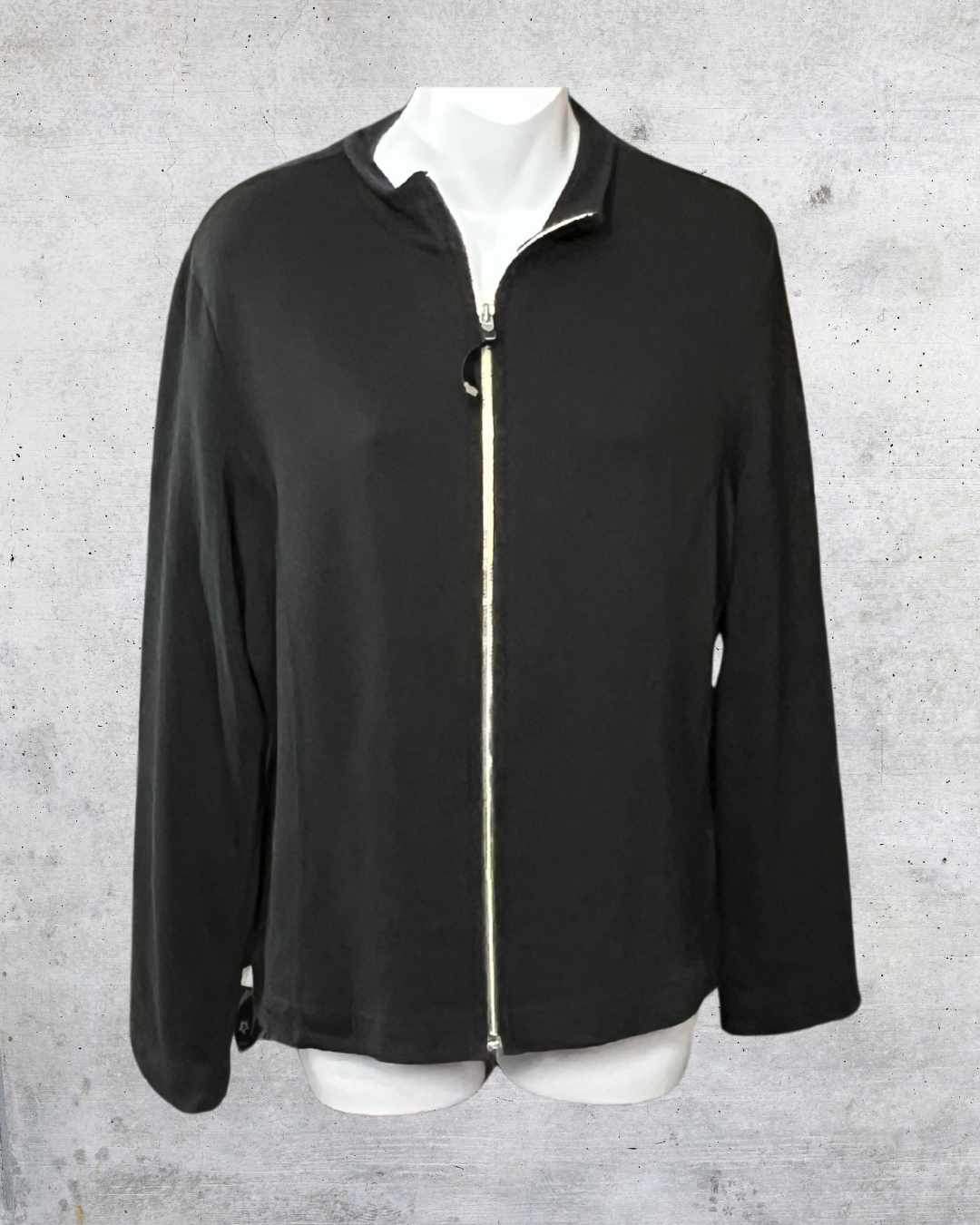 Black Minimalist Zip-Up Jacket - Medium