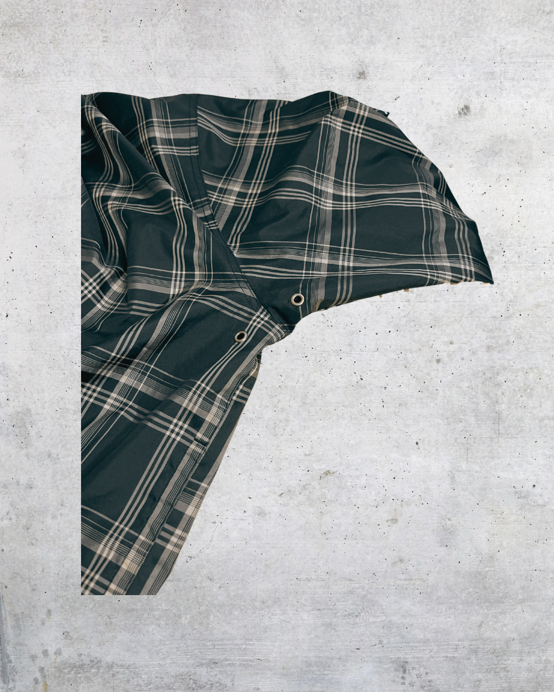 Greg Norman Plaid Windbreaker Pullover – Large