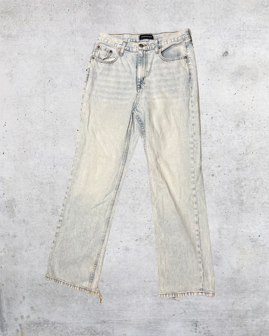 Light Wash Aeropostale High Rise Baggy Jeans – Size 8