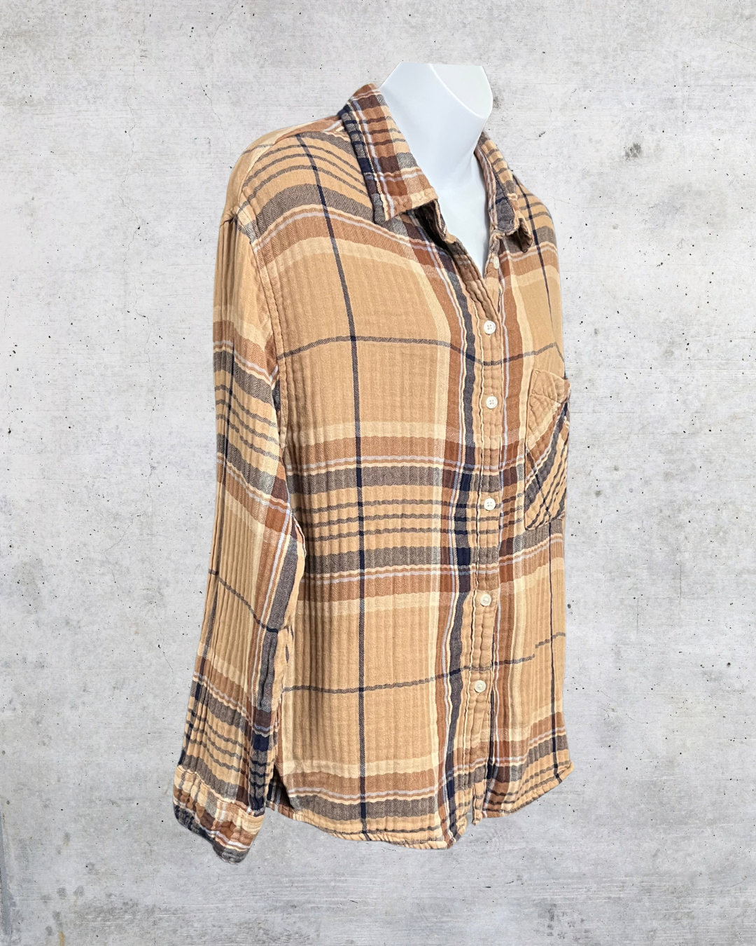 Aerie Cozy Crinkle Plaid Button-Up – Large