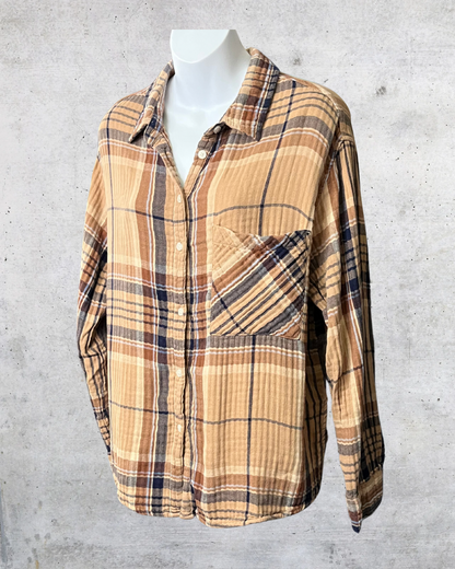 Aerie Cozy Crinkle Plaid Button-Up – Large