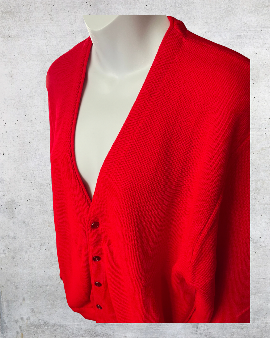 Idlebrook Red Button Cardigan – XL