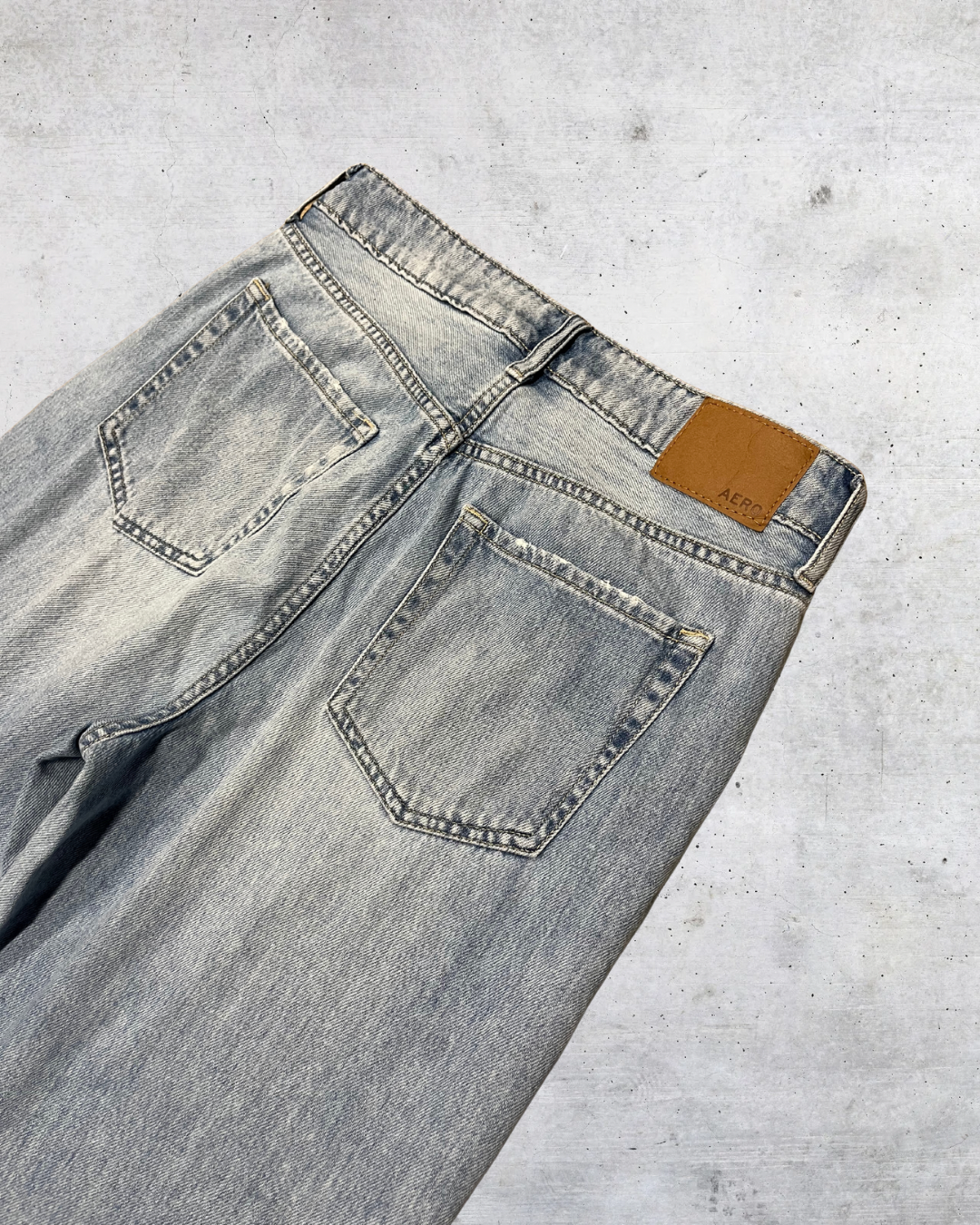 Aéropostale High-Rise Wide-Leg Jeans - Size 8