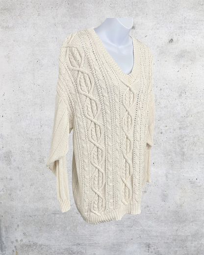 Chaus Cream Cable-Knit V-Neck Sweater - Large