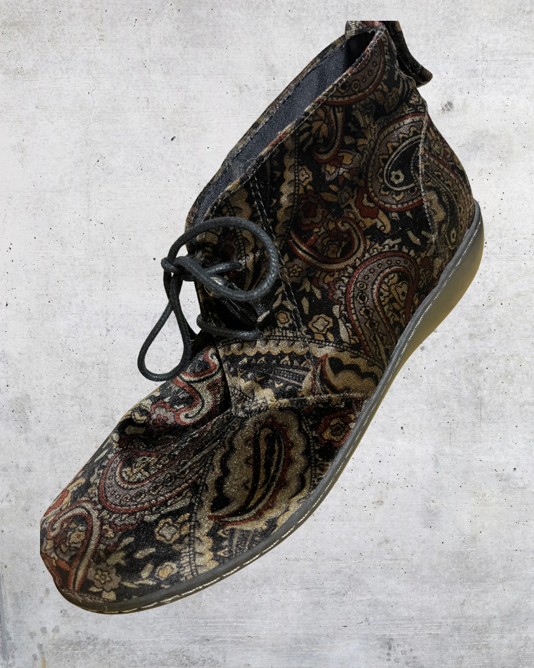 Vintage 90s Soft Style Paisley Tapestry Boots — Size 9