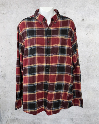 Classic Red & Black Plaid Button-Down Shirt - Medium
