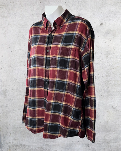Classic Red & Black Plaid Button-Down Shirt - Medium