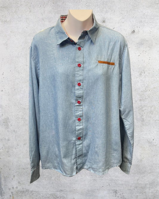 Chambray Button-Up Shirt with Red Buttons & Plaid Collar Detail - XL