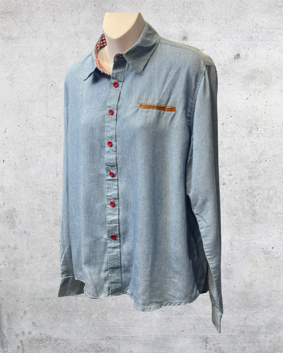 Chambray Button-Up Shirt with Red Buttons & Plaid Collar Detail - XL